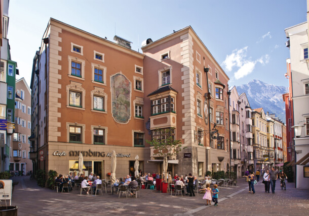    Innsbruck's old town - Café Munding 